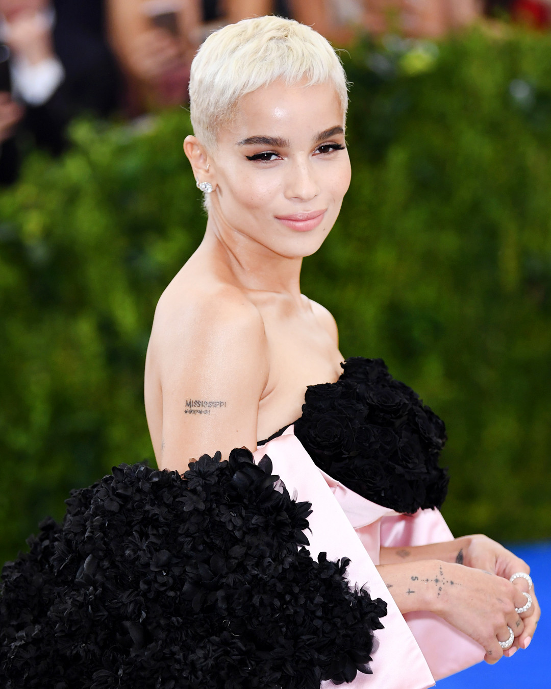 ESC: Zoe Kravitz, Met Gala 2017